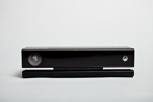 Microsoft cede y rebaja la Xbox One: 399€ sin Kinect